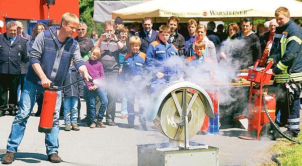 02.06.2013 – Vorführungen beim „Tag der offenen Tür“ in Ocholt – Neues Fahrzeug vorgestellt