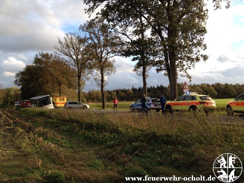 28.10.2013 um 15:58 Uhr – Verkehrsunfall mit Schulbus