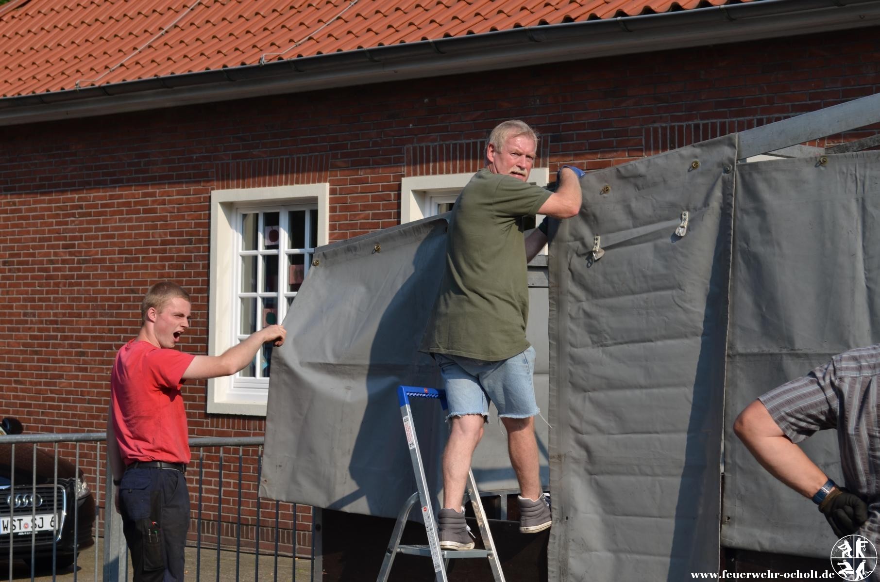 Das Zeltlager beginnt Das Zeltlager beginnt