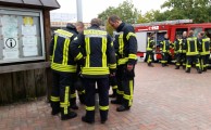 Am 17.10.2015 um 16:24 Uhr - Kleinbrand FW -- Brennt Mülleimer im Gebäude