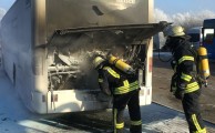 Am 21.01.2016 um 11:59 Uhr - Fahrzeugbrand klein / Brennt Bus