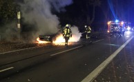 Am 12.11.2016 um 02:39 Uhr - Fahrzeugbrand klein Rosenkrug Lindern
