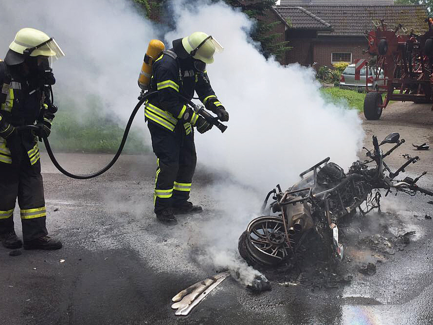 Am 25.06.2017 Um 13:03Uhr – Brennt Motorrad nach Verkehrsunfall